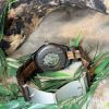 Montre en bois – modèle Noyer