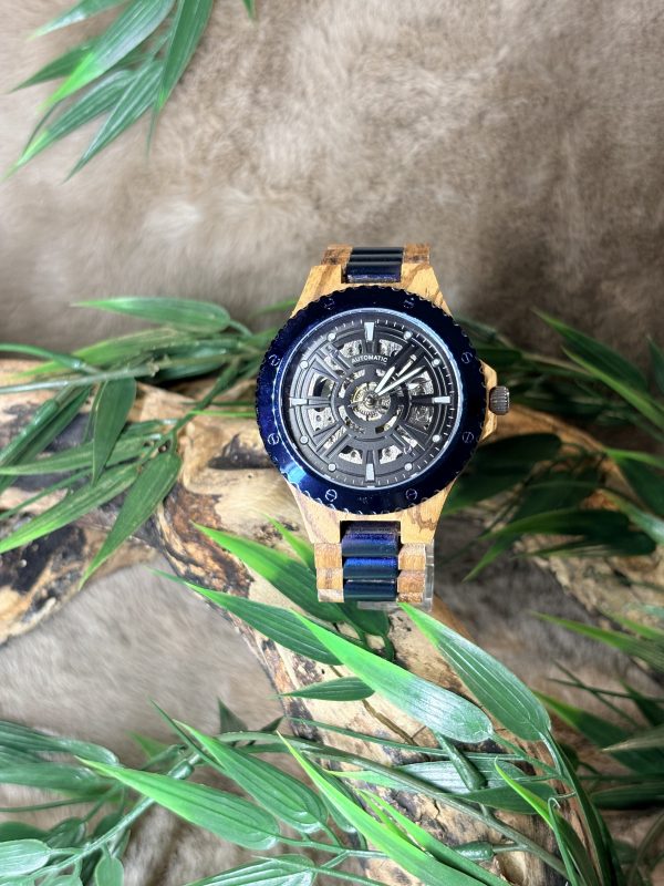 Montre en bois – modèle Orbit