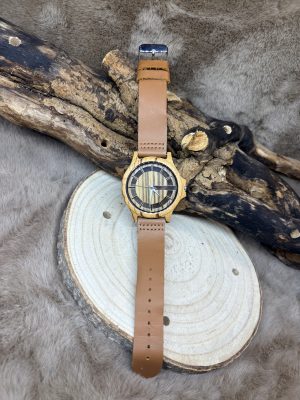 image00035 Montre Bois et Cuir – Saphir IV